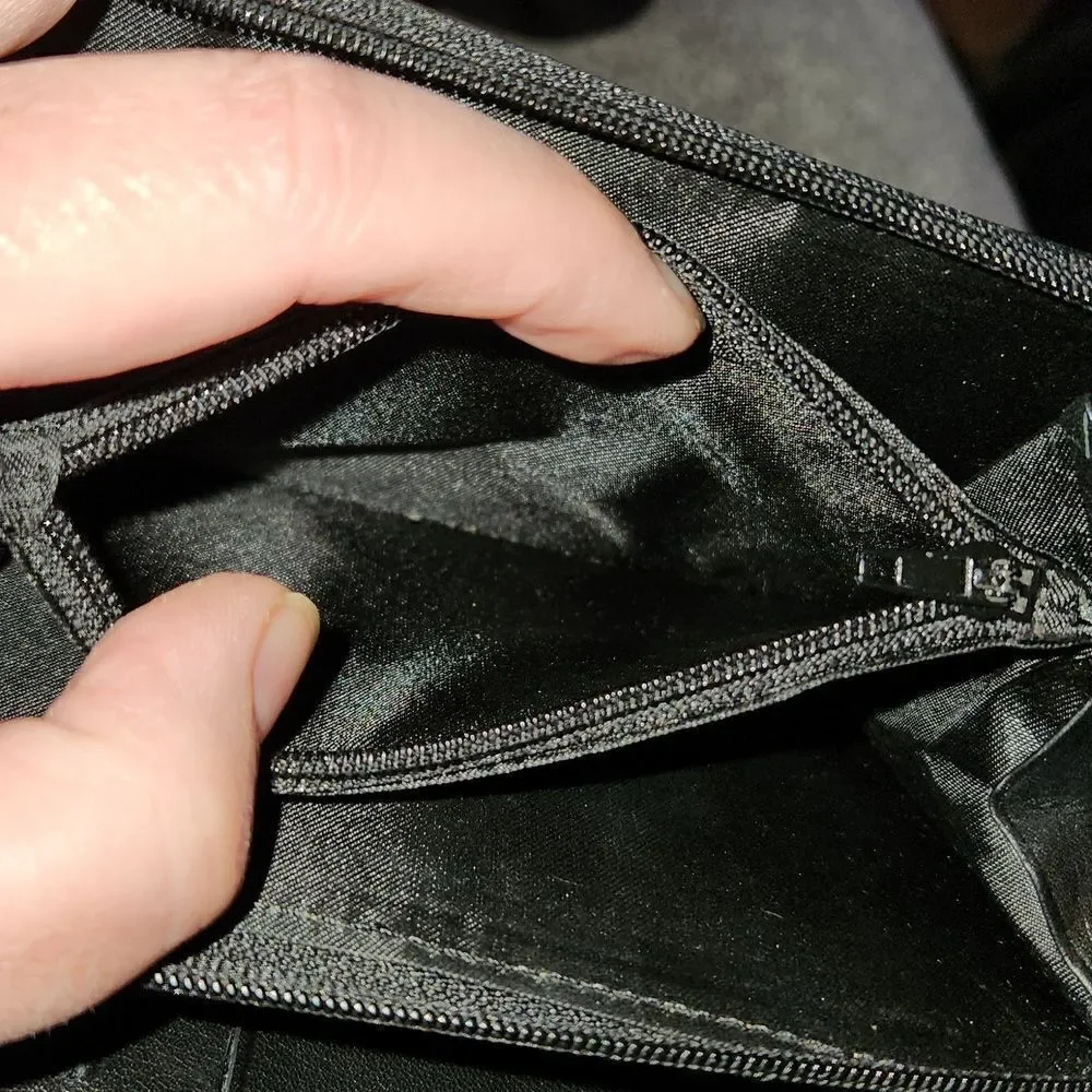 Italian black wallet bramani Italian design with snap and zipper section EUC